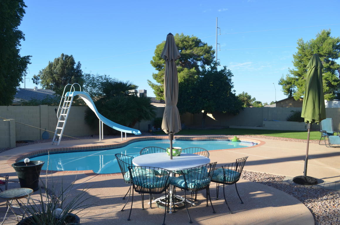 715 E Paradise Ln, Phoenix, AZ 85022 photo 2