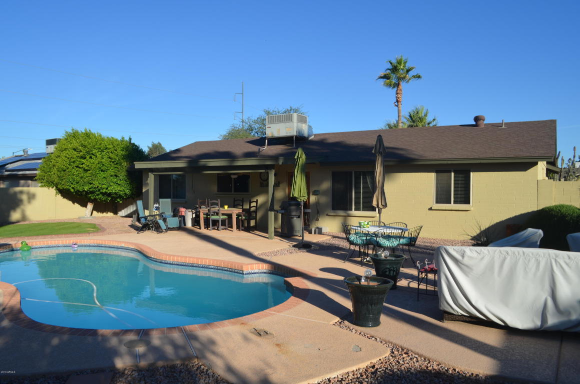 715 E Paradise Ln, Phoenix, AZ 85022 photo 1