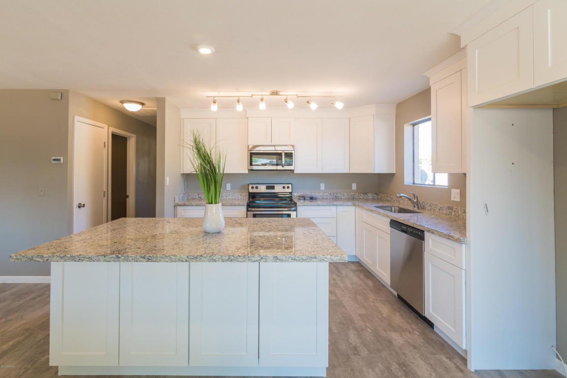 1535 E Crescent Cir, Mesa, AZ 85204 photo 5