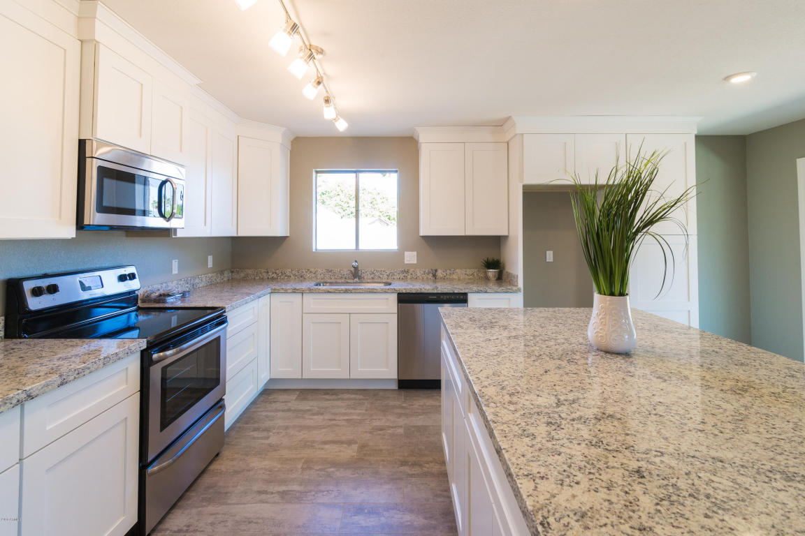 1535 E Crescent Cir, Mesa, AZ 85204 photo 6