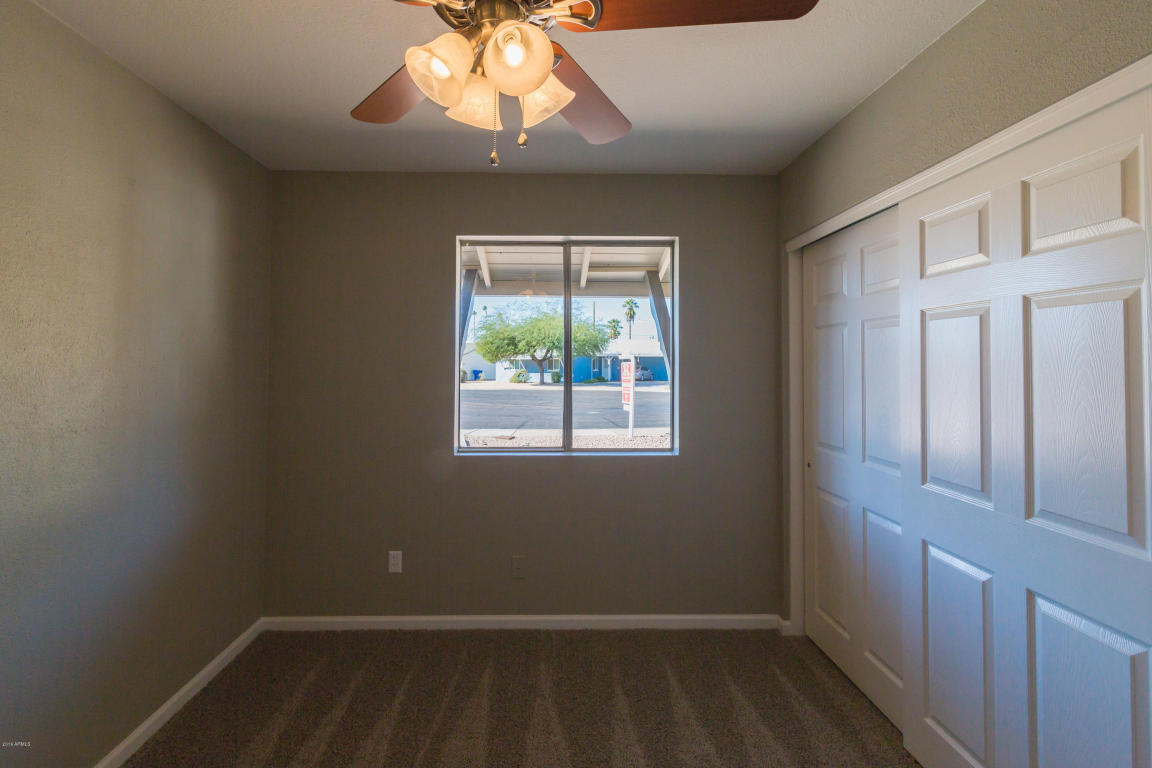 1535 E Crescent Cir, Mesa, AZ 85204 photo 12