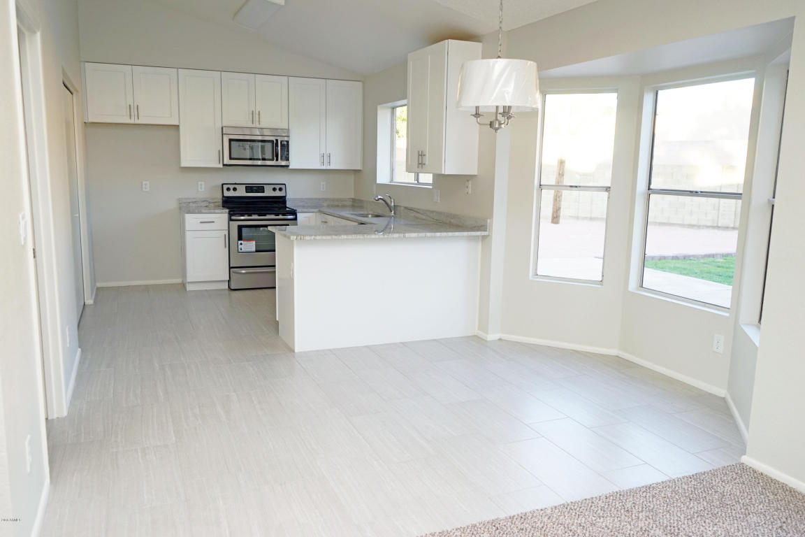 5051 E Fairbrook Cir, Mesa, AZ 85205 photo 9