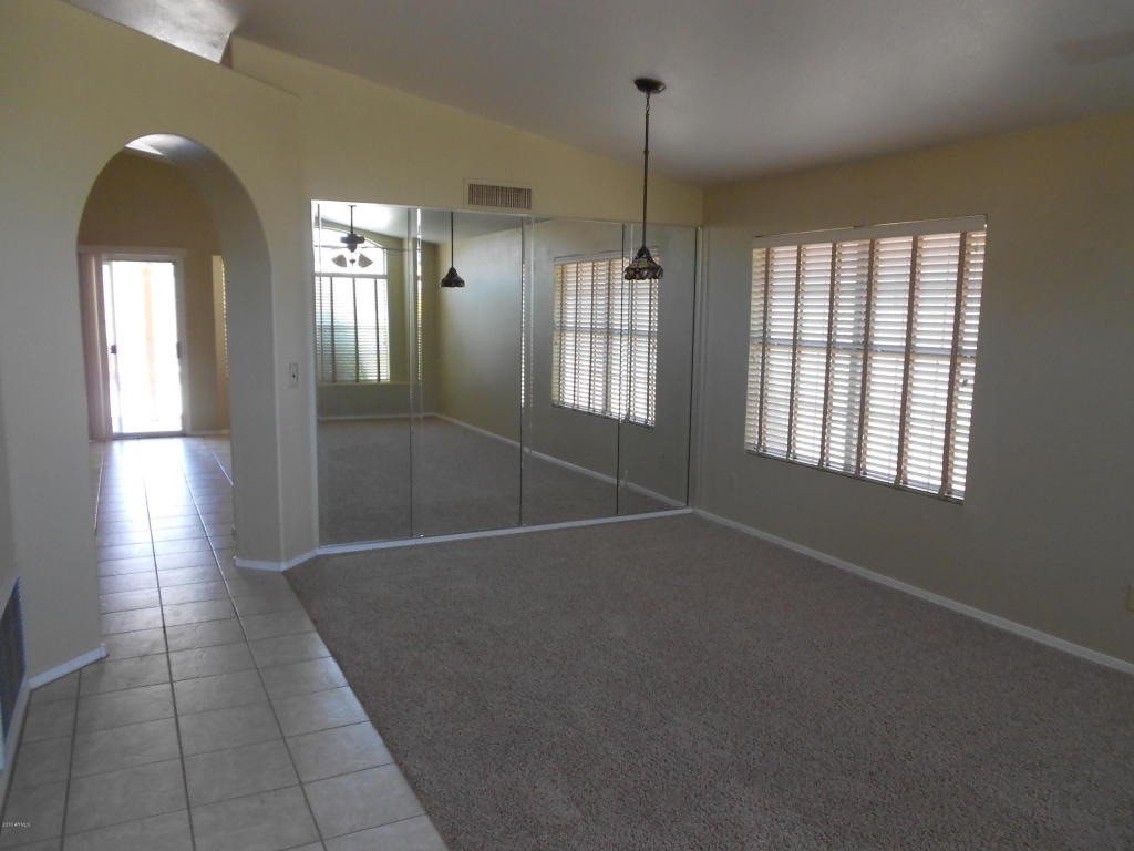 4522 E Rock Wren Rd, Phoenix, AZ 85044 photo 5
