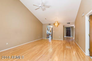 625 E Northview Ave, Phoenix, AZ 85020 photo 6