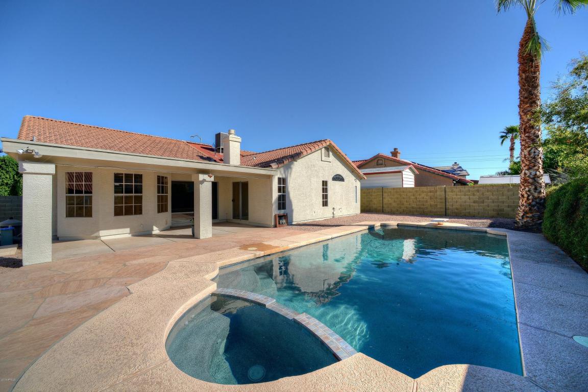2605 E Carmel Cir, Mesa, AZ 85204 photo 1