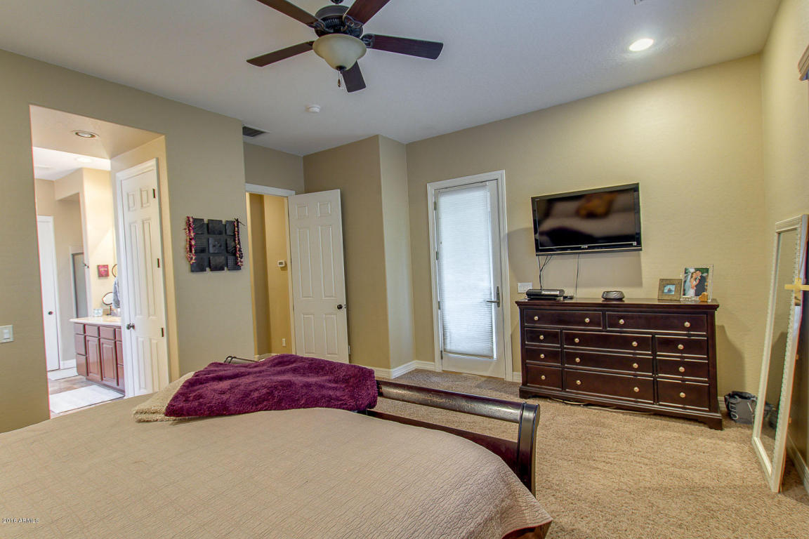 3138 E Santa Fe Ln, Gilbert, AZ 85297 photo 16