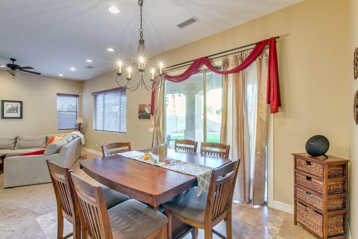 3138 E Santa Fe Ln, Gilbert, AZ 85297 photo 8
