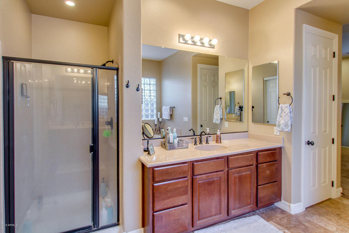 3138 E Santa Fe Ln, Gilbert, AZ 85297 photo 18