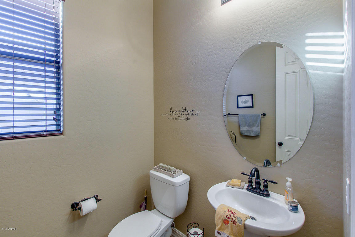 3138 E Santa Fe Ln, Gilbert, AZ 85297 photo 14