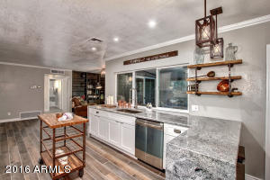 218 W Seldon Ln, Phoenix, AZ 85021 photo 17