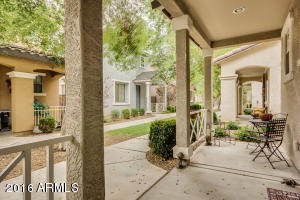 3862 E Santa Fe Ln, Gilbert, AZ 85297 photo 4