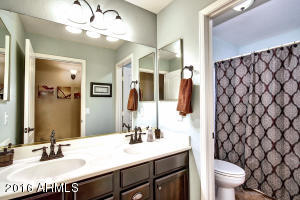 125 E Lowell Ave, Gilbert, AZ 85295 photo 40