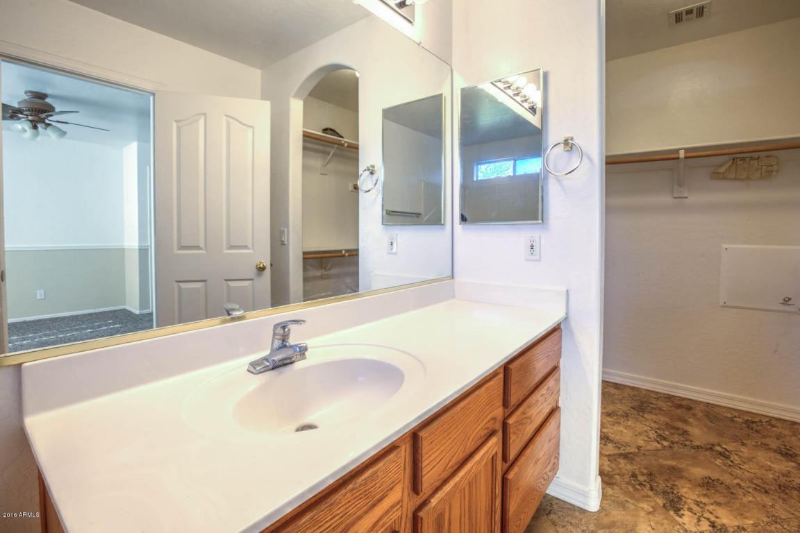 3505 E Murrieta Rd, Gilbert, AZ 85297 photo 11