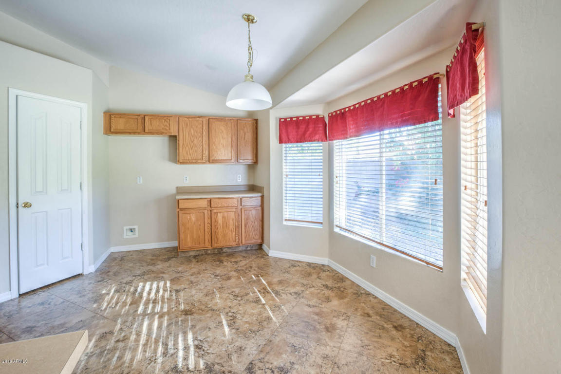 3505 E Murrieta Rd, Gilbert, AZ 85297 photo 9