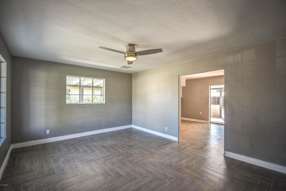 1923 W Mitchell Dr, Phoenix, AZ 85015 photo 7