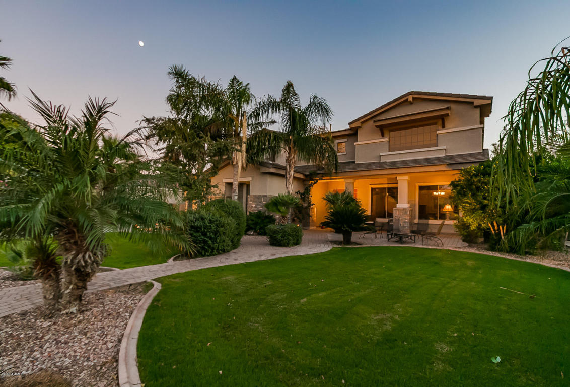 421 E Phelps St, Gilbert, AZ 85295 photo 2