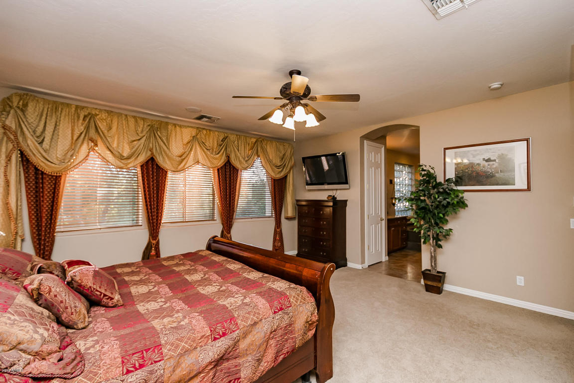 421 E Phelps St, Gilbert, AZ 85295 photo 32