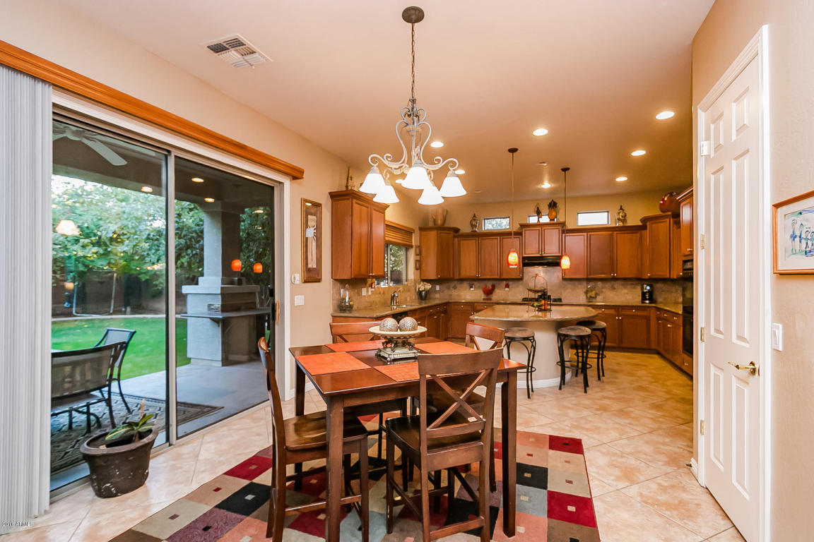 421 E Phelps St, Gilbert, AZ 85295 photo 22