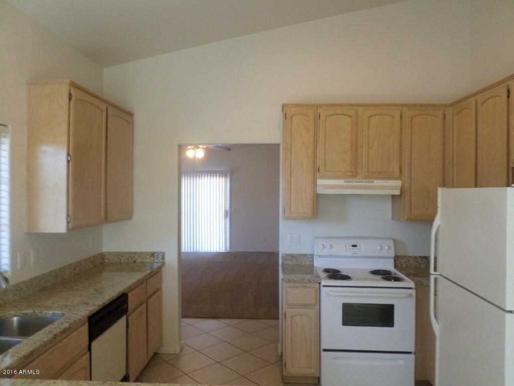 2022 E Aire Libre Ave, Phoenix, AZ 85022 photo 4