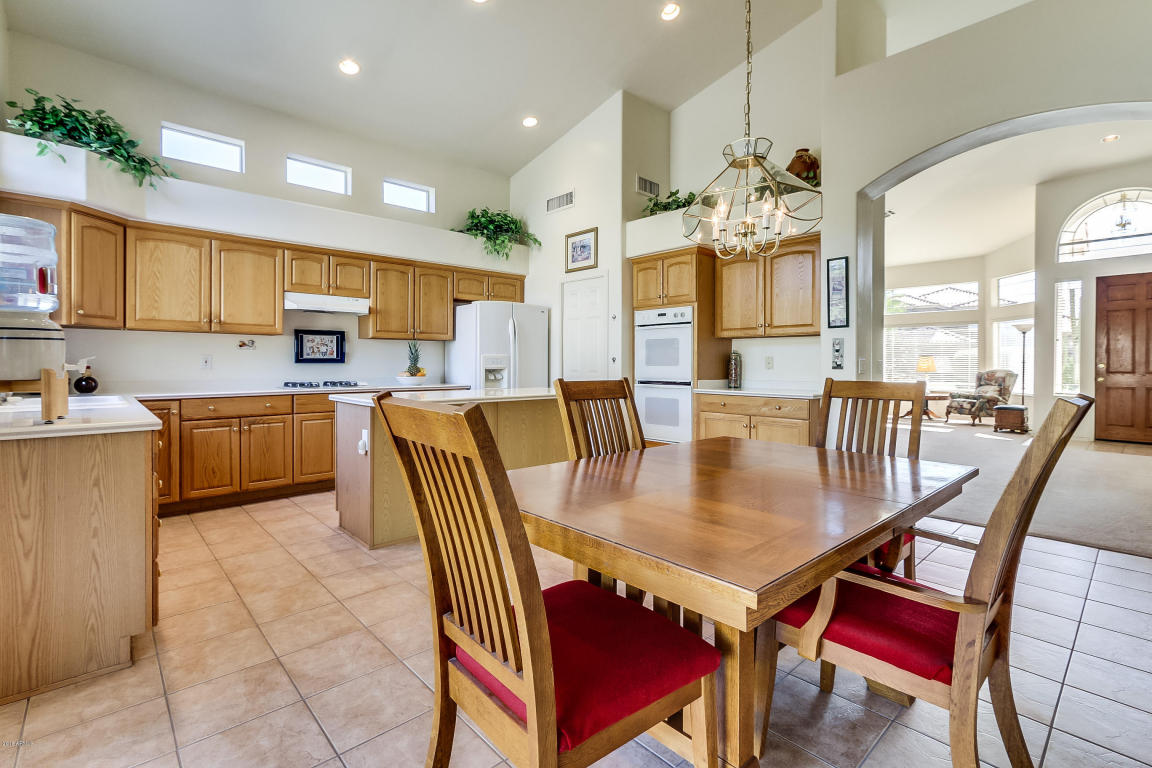 2054 E Victor Rd, Gilbert, AZ 85296 photo 6