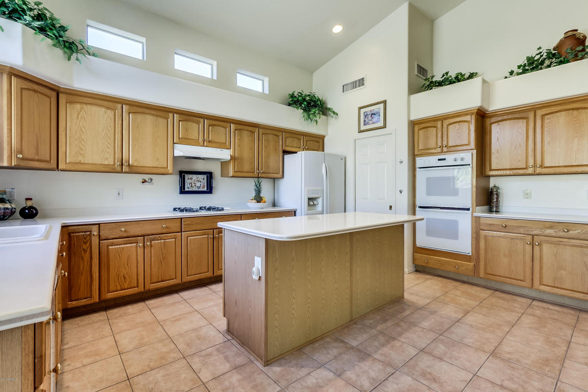 2054 E Victor Rd, Gilbert, AZ 85296 photo 7