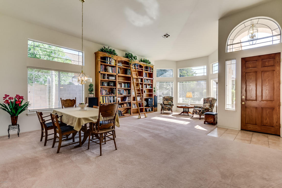 2054 E Victor Rd, Gilbert, AZ 85296 photo 3