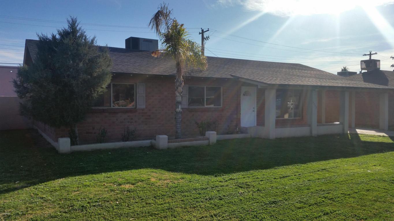 4243 W Cavalier Dr, Phoenix, AZ 85019 photo 1