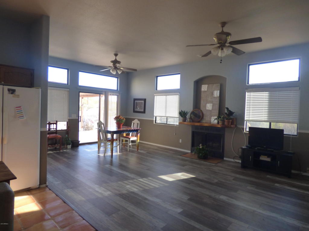 1480 E Whiteley St, Apache Junction, AZ 85119 photo 3