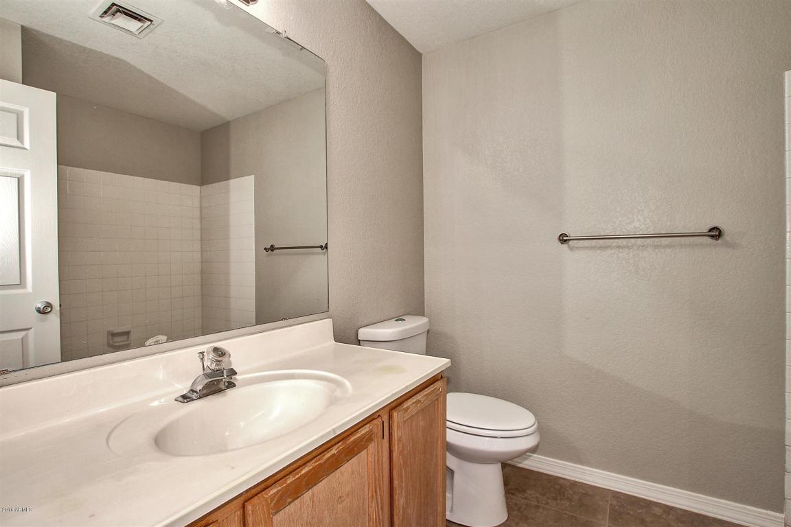 4020 E Taro Ln, Phoenix, AZ 85050 photo 23