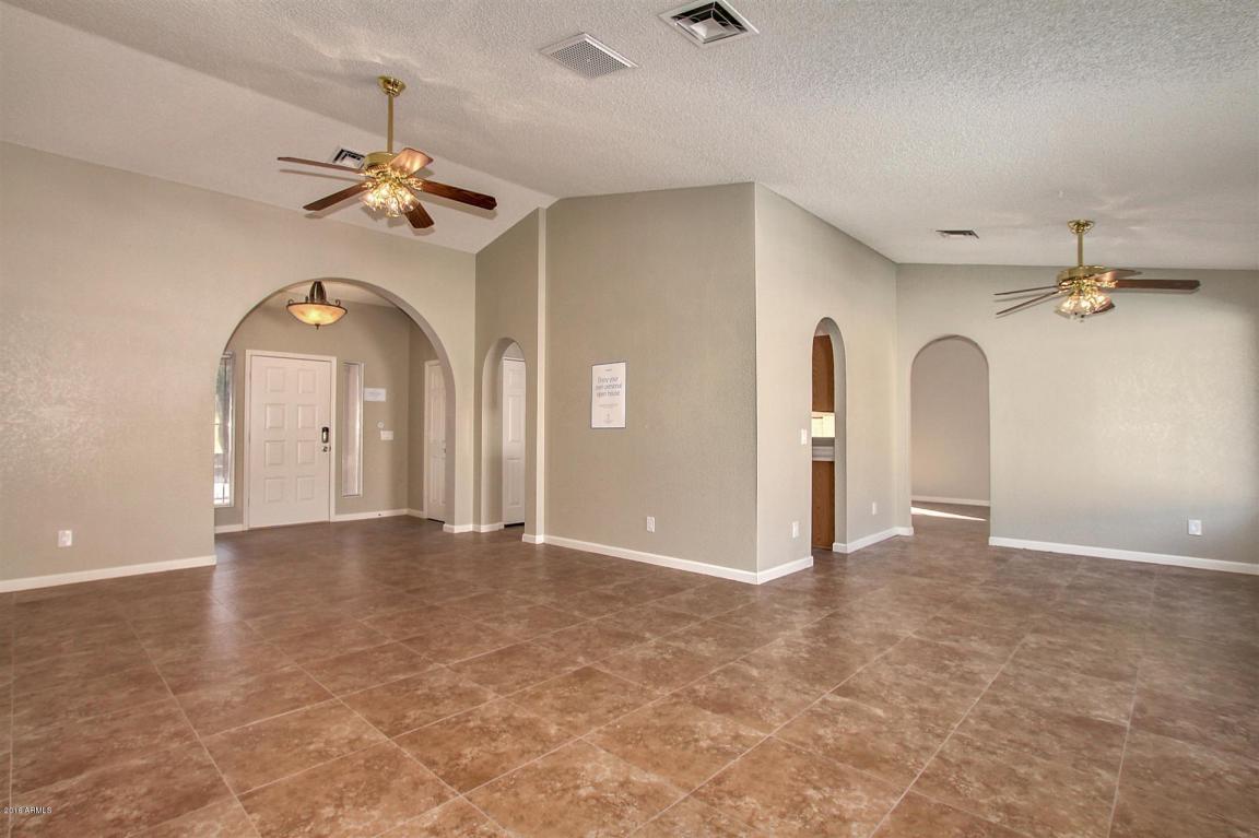 4020 E Taro Ln, Phoenix, AZ 85050 photo 12