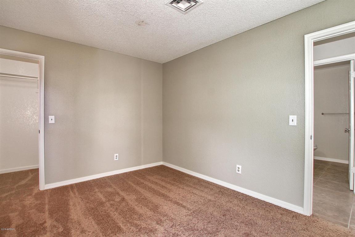 4020 E Taro Ln, Phoenix, AZ 85050 photo 20