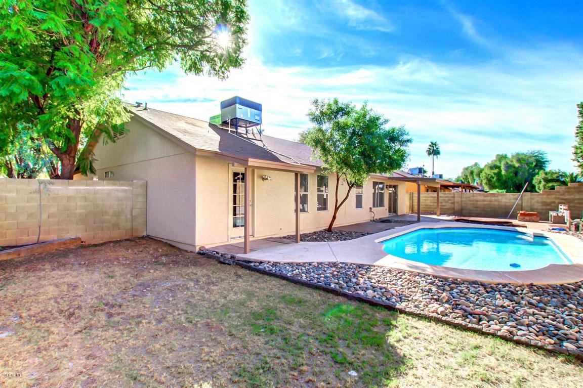 4020 E Taro Ln, Phoenix, AZ 85050 photo 4