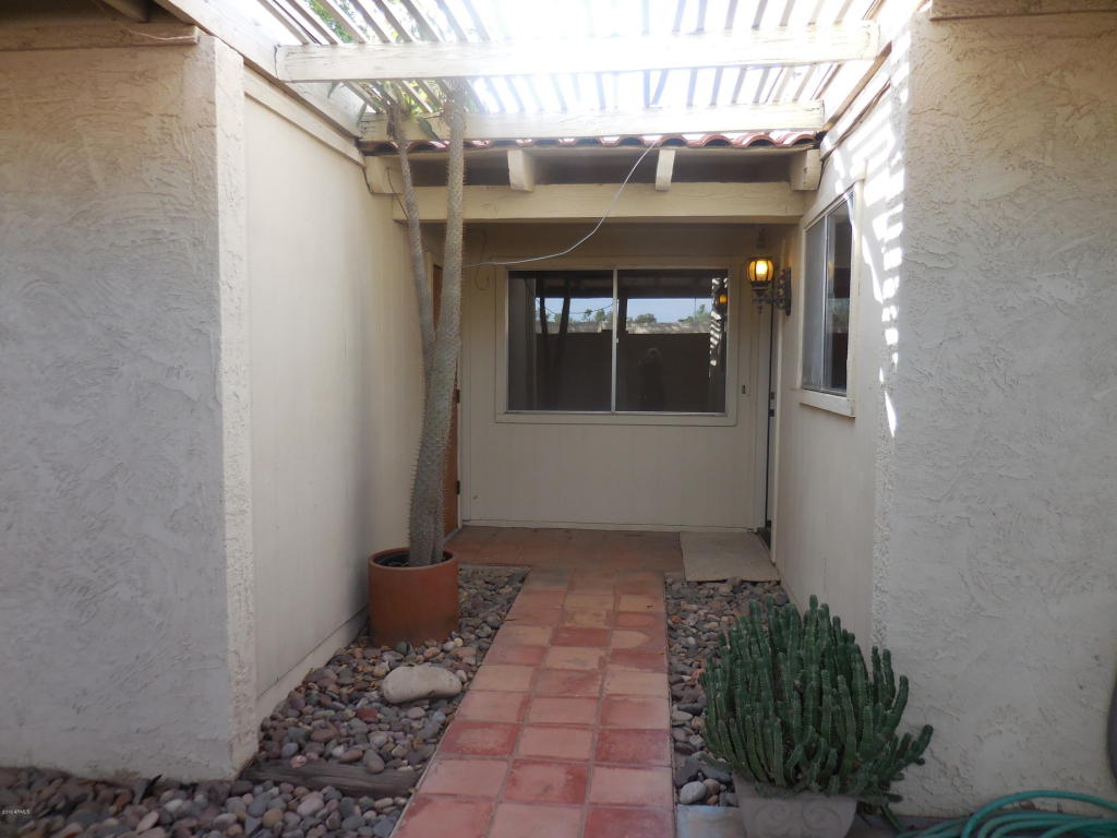 2196 E Cairo Dr, Tempe, AZ 85282 photo 3
