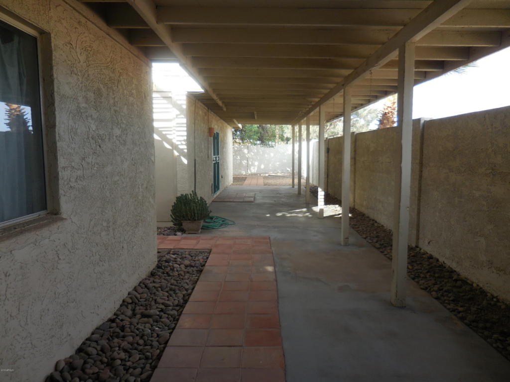 2196 E Cairo Dr, Tempe, AZ 85282 photo 2