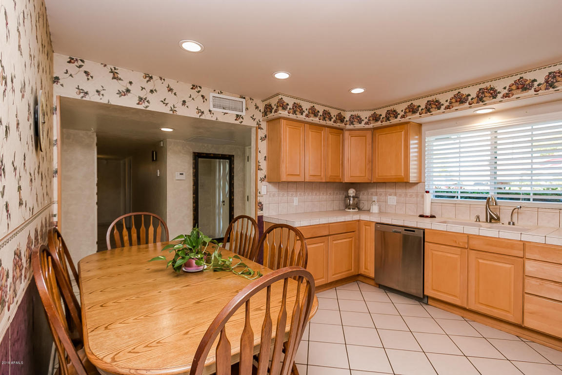 635 E 6th Pl, Mesa, AZ 85203 photo 17
