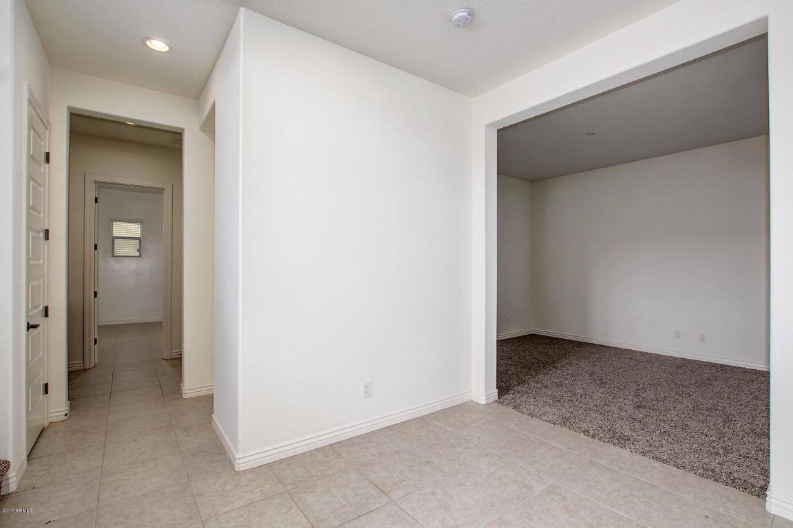 4247 E Comstock Dr, Gilbert, AZ 85296 photo 19