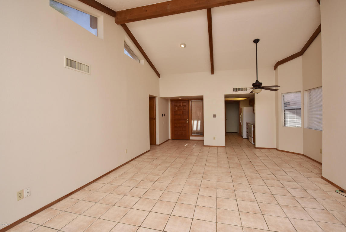 846 E Roberts Rd, Phoenix, AZ 85022 photo 13