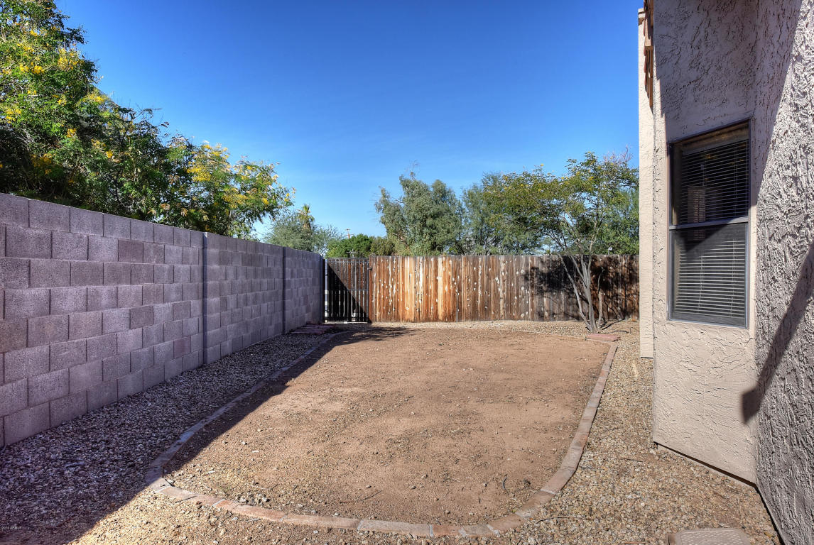 846 E Roberts Rd, Phoenix, AZ 85022 photo 38
