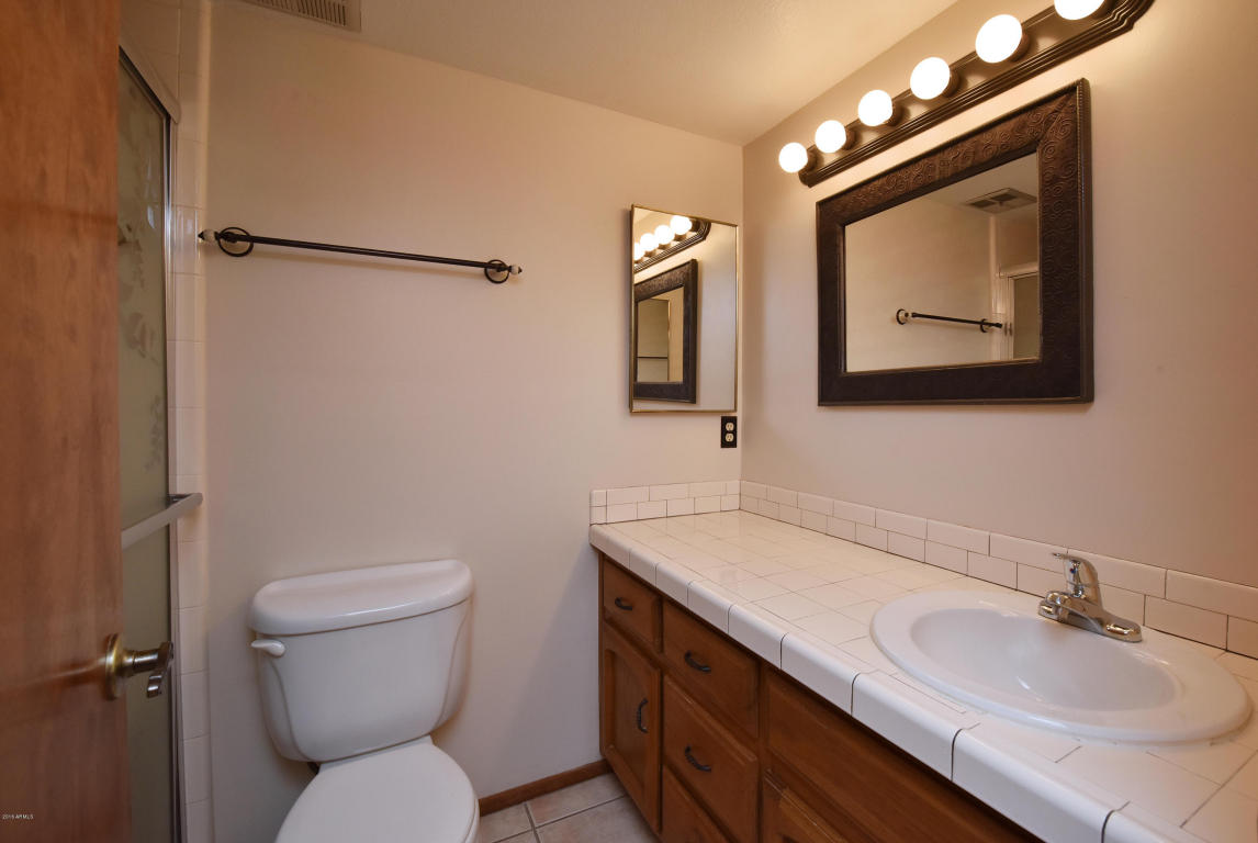 846 E Roberts Rd, Phoenix, AZ 85022 photo 27