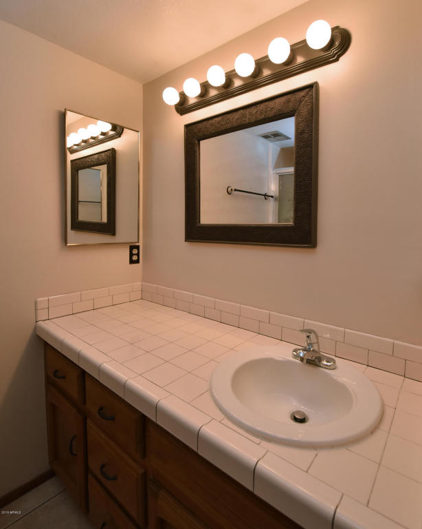 846 E Roberts Rd, Phoenix, AZ 85022 photo 29