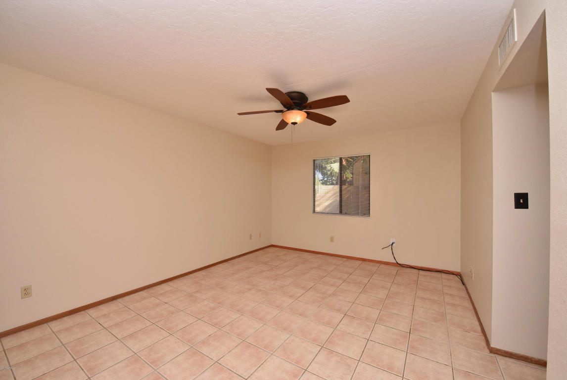 846 E Roberts Rd, Phoenix, AZ 85022 photo 25