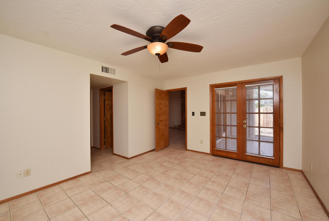 846 E Roberts Rd, Phoenix, AZ 85022 photo 24