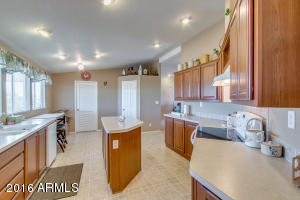 940 S Vista Rd, Apache Junction, AZ 85119 photo 12