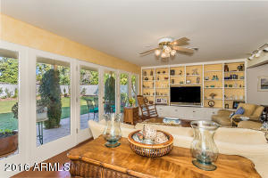 438 E Lamar Rd, Phoenix, AZ 85012 photo 3