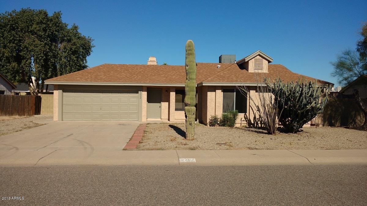 2202 W Mohawk Ln, Phoenix, AZ 85027 photo 1