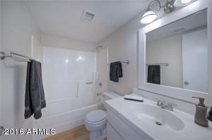 1905 E Sandra Ter, Phoenix, AZ 85022 photo 17