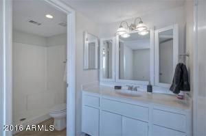 1905 E Sandra Ter, Phoenix, AZ 85022 photo 15