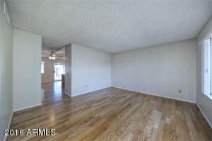 1905 E Sandra Ter, Phoenix, AZ 85022 photo 2