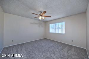 1905 E Sandra Ter, Phoenix, AZ 85022 photo 13