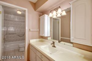 315 E Royal Palm Rd, Phoenix, AZ 85020 photo 18